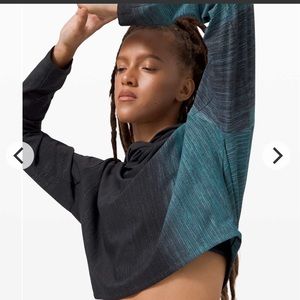 NWT lululemon versa cropped hoodie size large